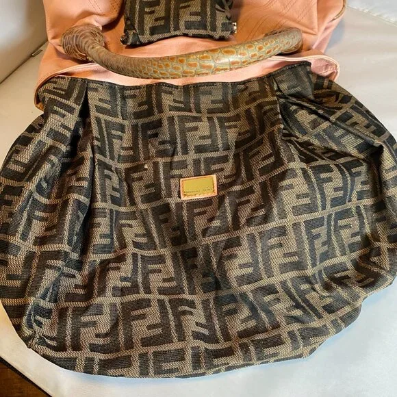 Fendi Y2K Spy Bag Pink Dusty Pink Pebbled leather - Picture 5 of 15